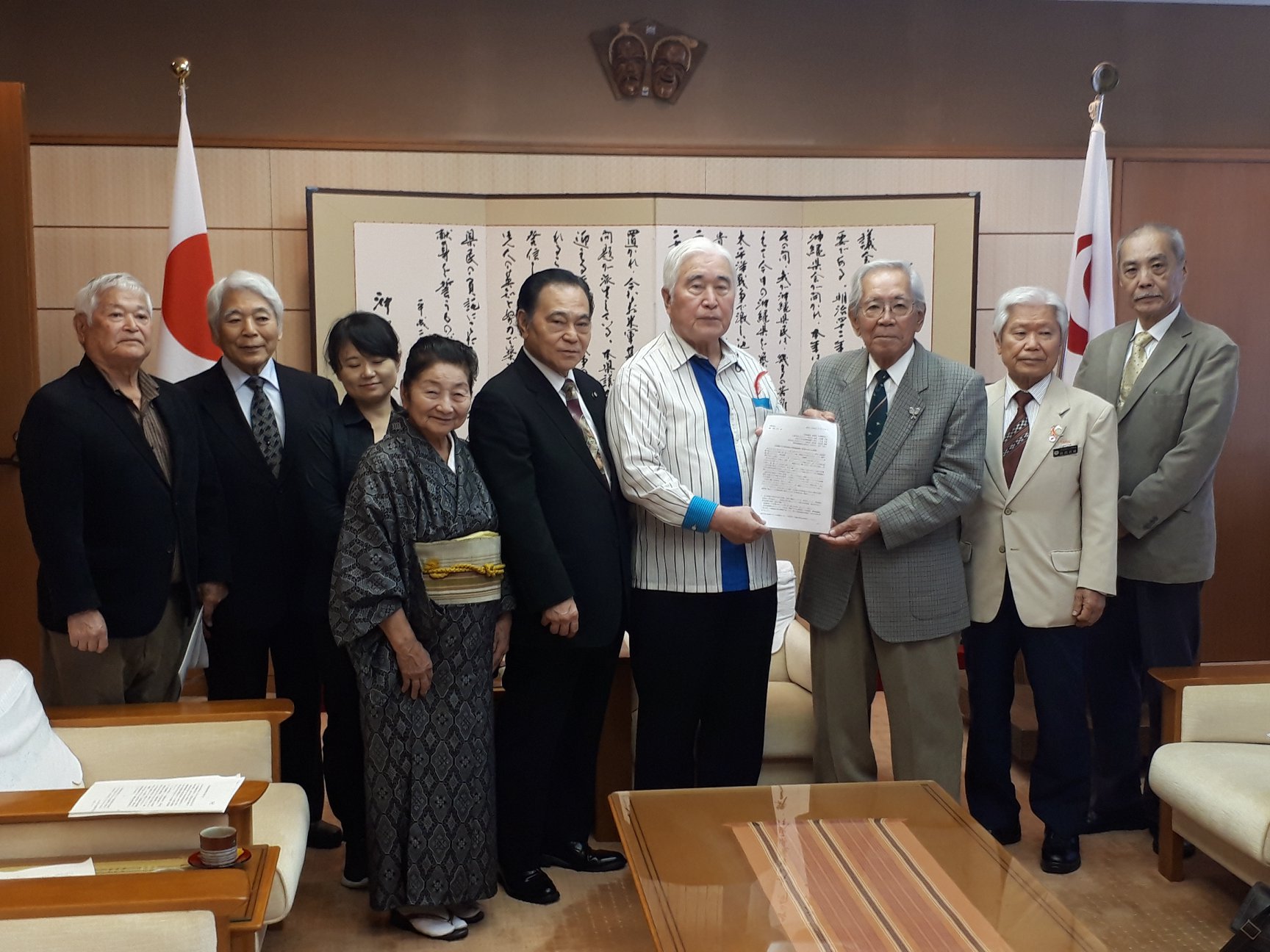 「首里城の早期再建及び地域復興の推進を求める要請」(沖縄県議会議長及び那覇市長宛)について